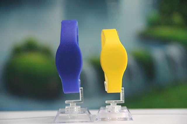 RAIN RFID連接設備識別，查找，驗證和使用端點